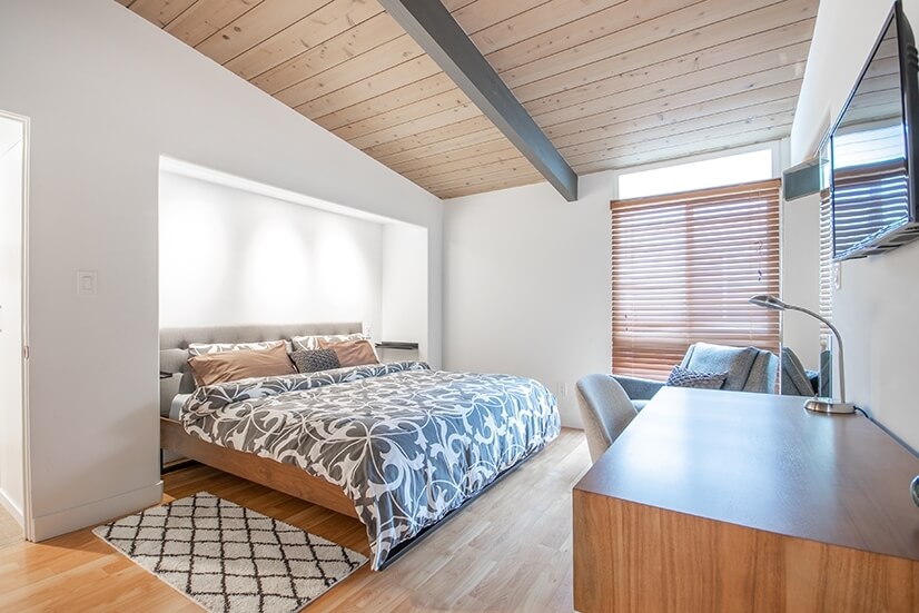 Master bedroom 2 with king bed and desk