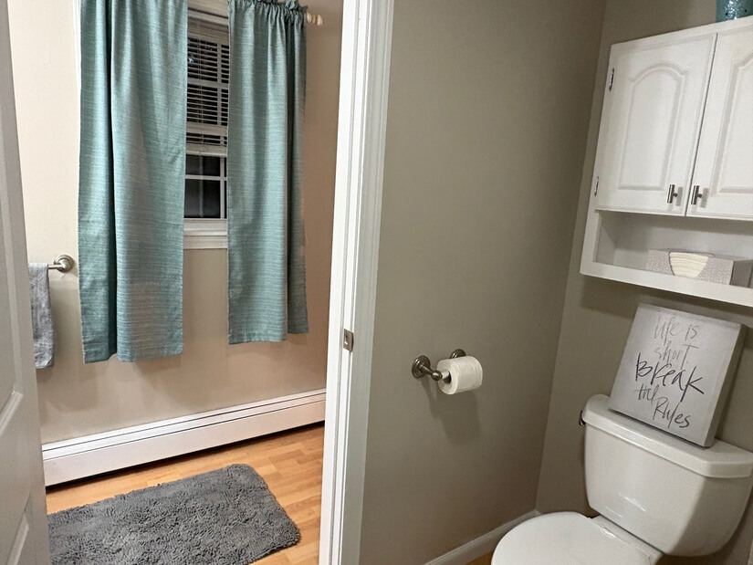 Riverfront Townhouse –   Nottingham, NH