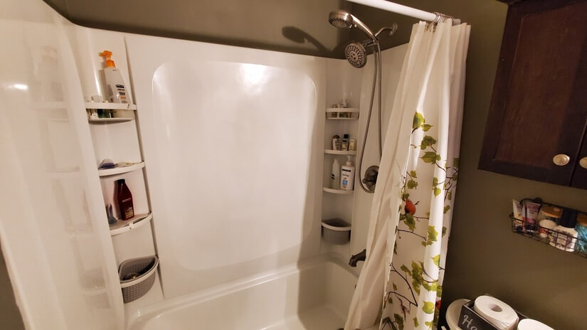 Guest bathroom with new shower (2 heads also)