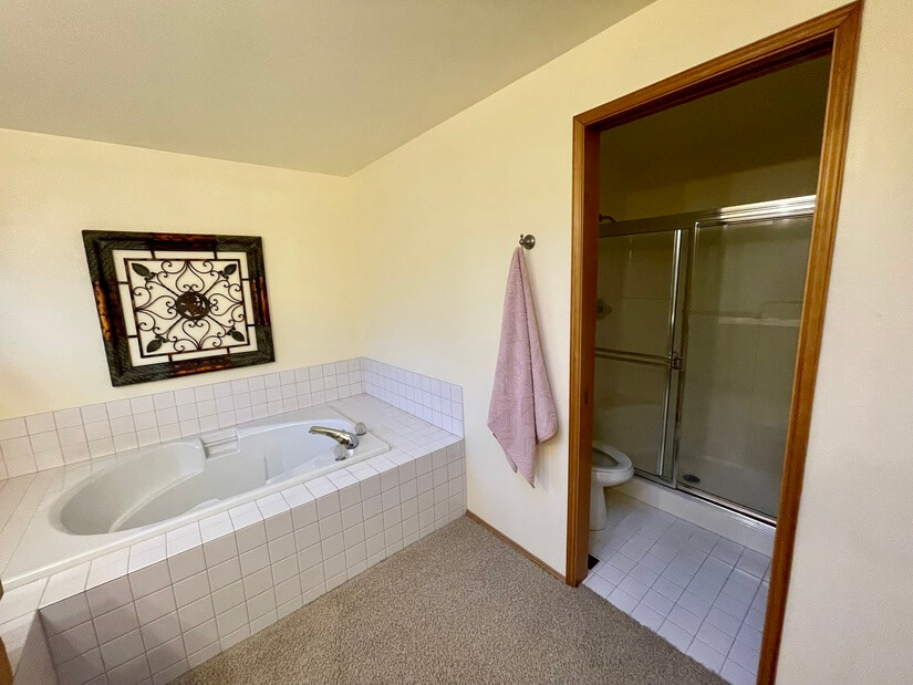 Peaceful Retreat Near Seattle and Tacoma