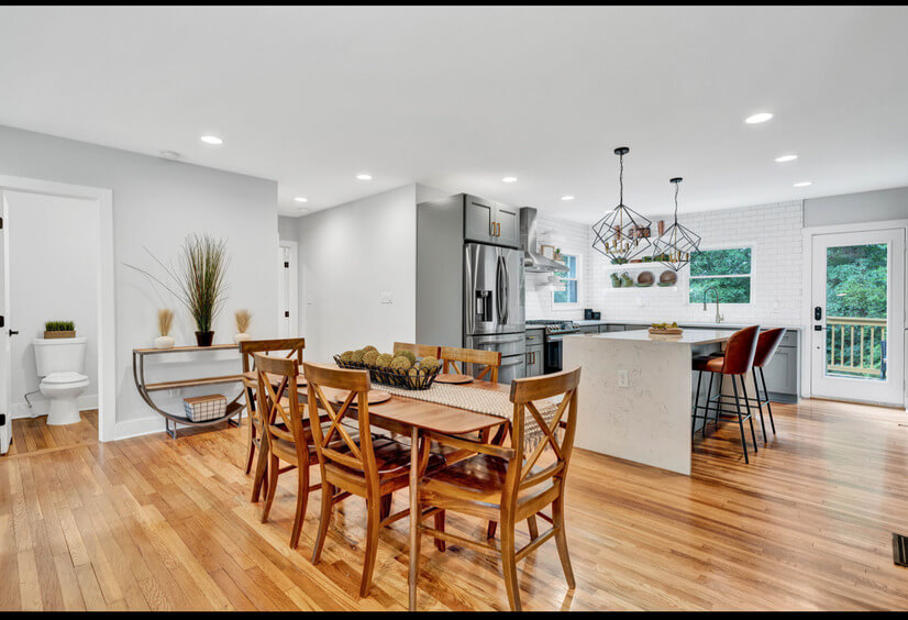 Modern Farmhouse in the City