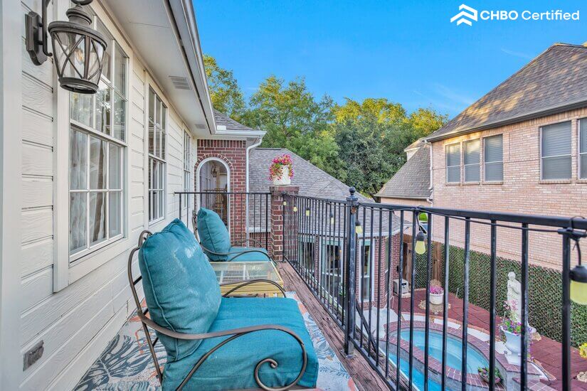 Executive Rental Home with Pool 