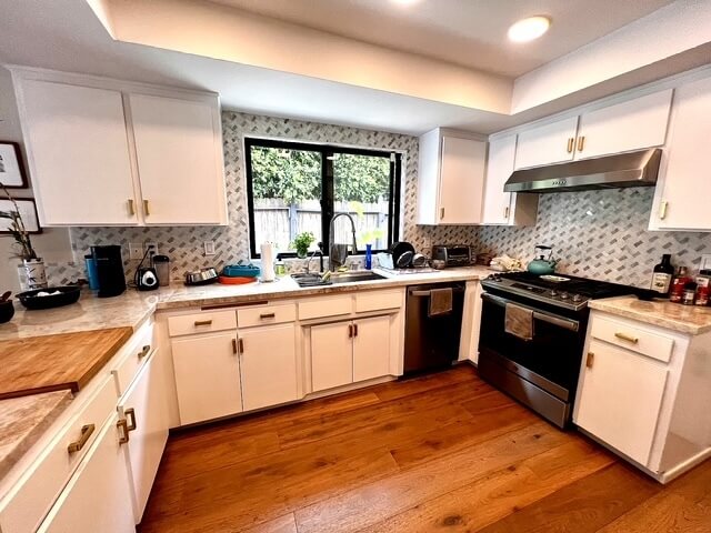 Kitchen 2