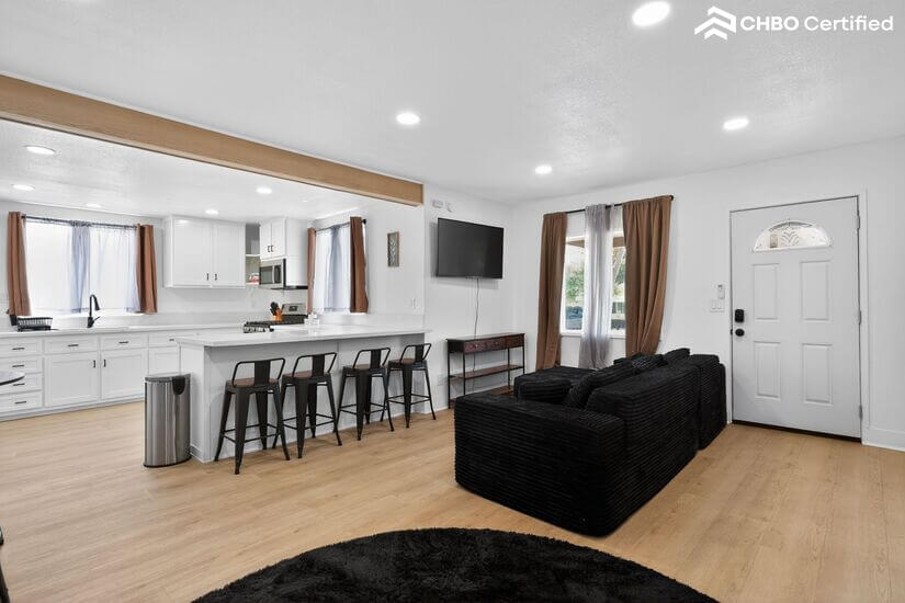 Furnished House Near Down Town Riverside