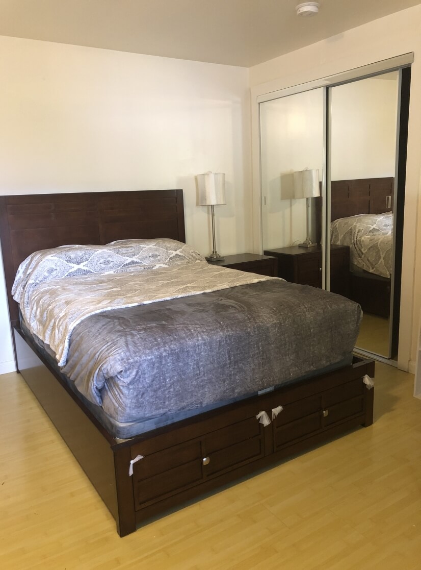 Full Bed area w/night table