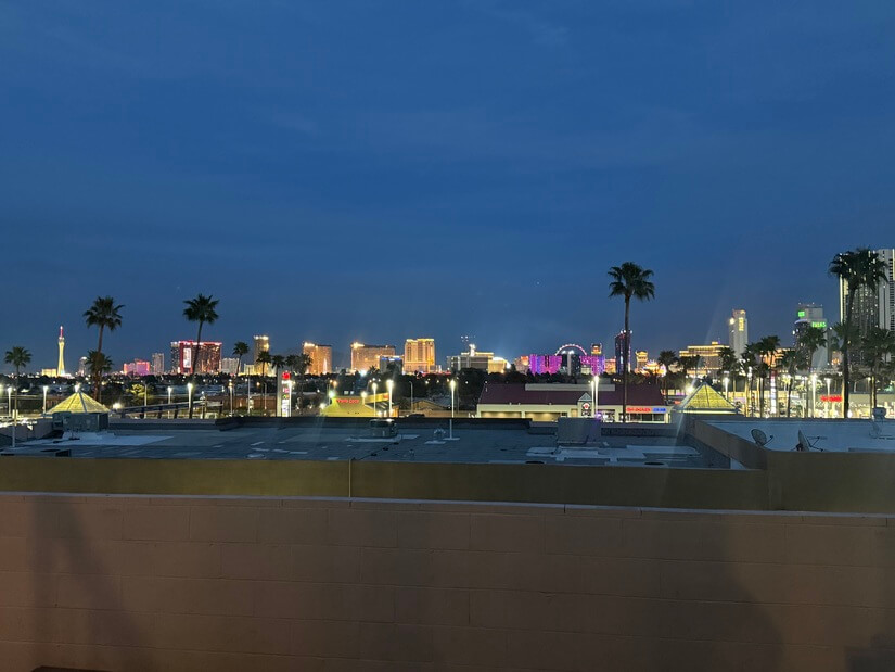 Strip View Town House 