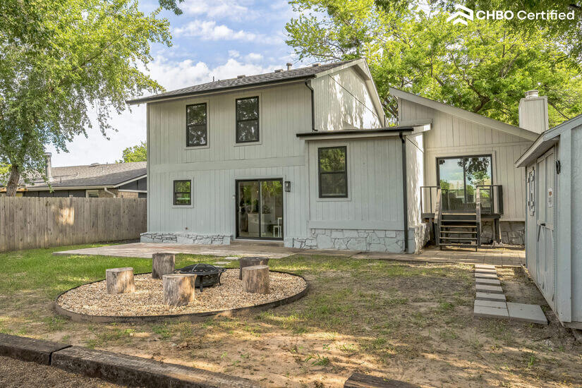 Rose Districts Coziest Retreat