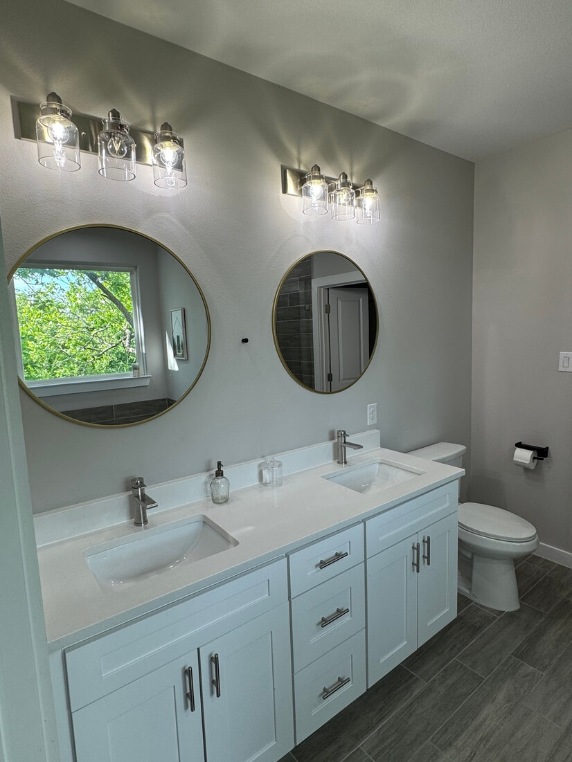 3BR Exec Home Near DT Wax WiFi Garage