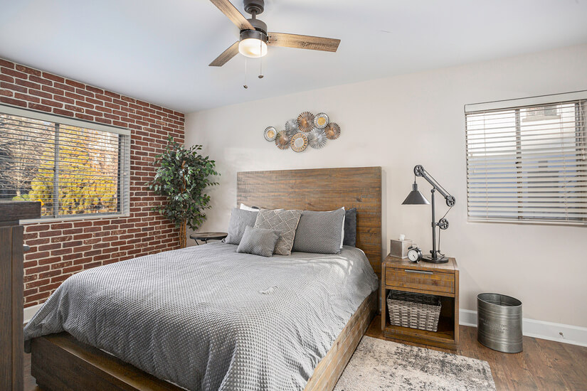 Buckhead Condo w/ Office & Utilities