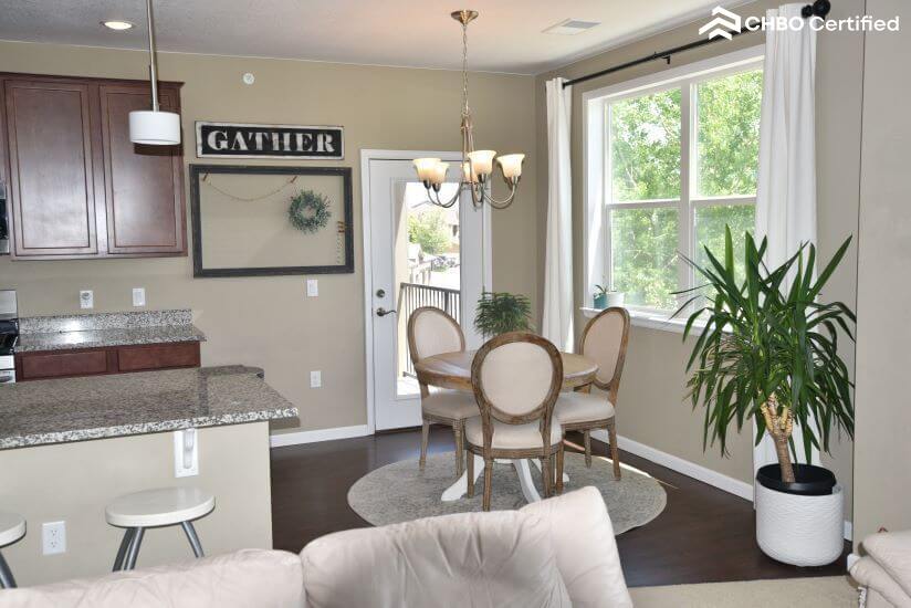 Furnished Midterm Rental 2 bd Condo