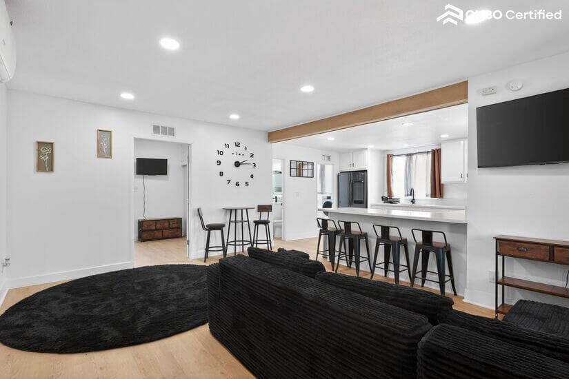 Furnished House Near Down Town Riverside