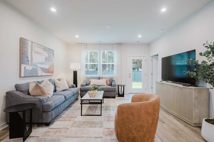 1st floor living room entertainment