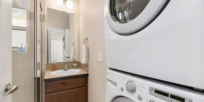 2 Bedroom Townhouse Willow Street Lofts