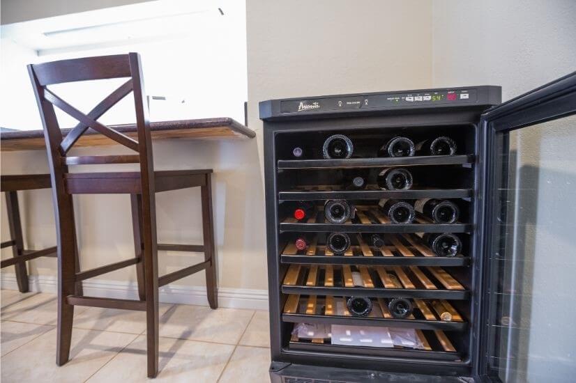 Mini wine cellar