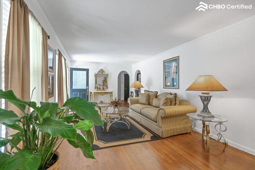 Cozy Modernized Home Near ATL Airport