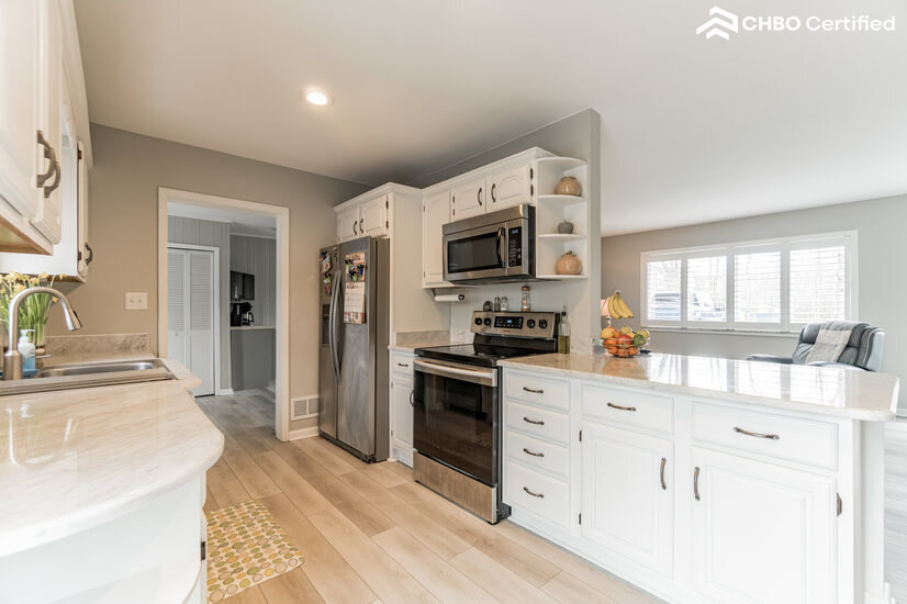Kitchen with large marble counter