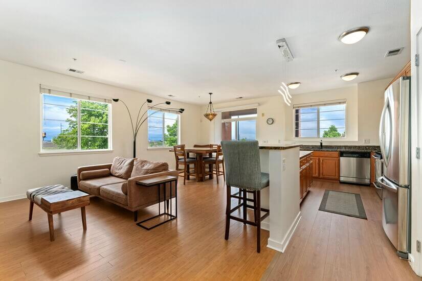 Modern Comfort Meets Urban Convenience