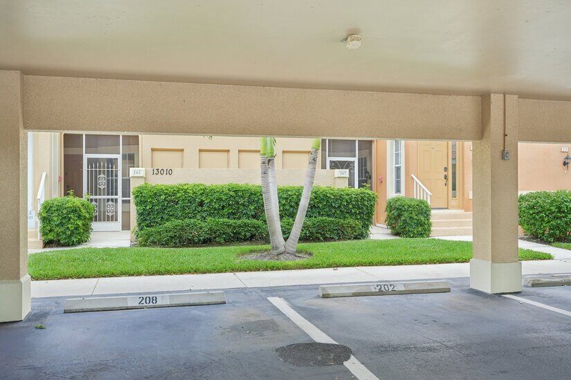 Newly Renovated Furnished Condo