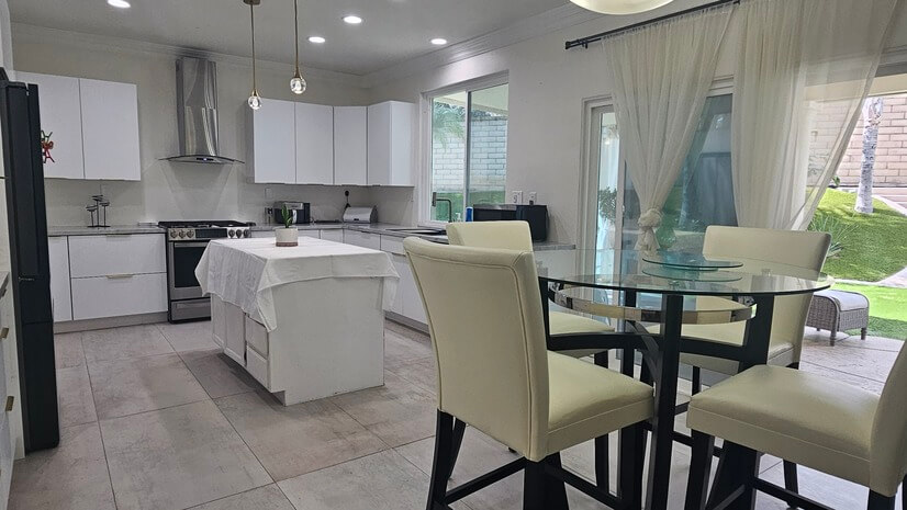 Temeculas Best.  Right Around the Corner