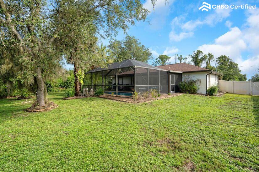 Fully fenced back yard