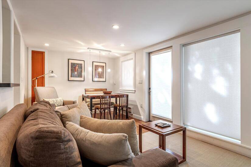 Single Family Home in North Beach