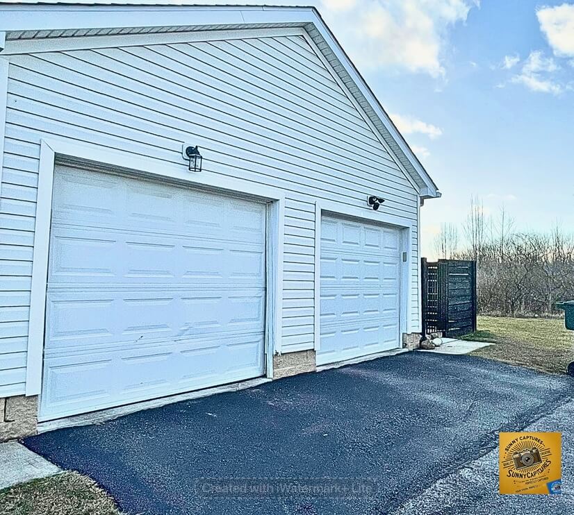 Back Attached garage