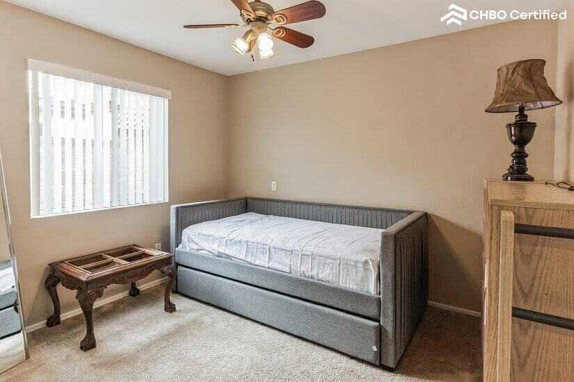 Fully Furnished Rental Home in Glendale