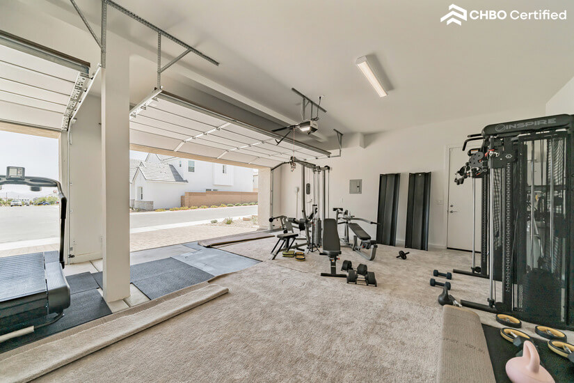 New 4BR Luxury Home with Amenities