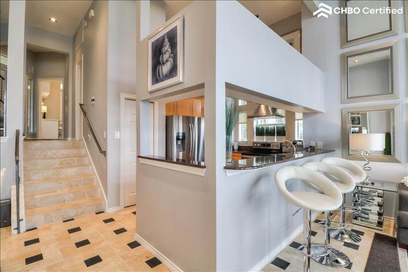 Luxury Lakefront Condo Villa on Travis