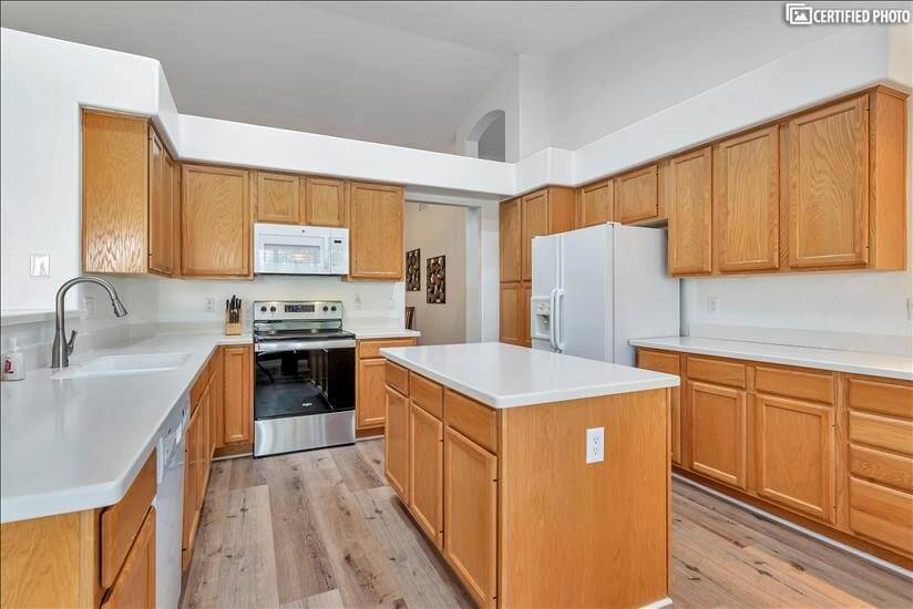 Large Kitchen Area with Ample Counter Space