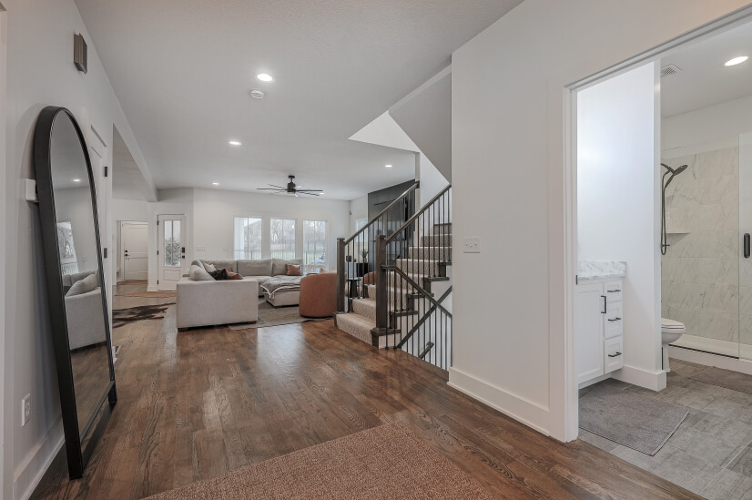 Furnished 2yr old Home in Prime Location