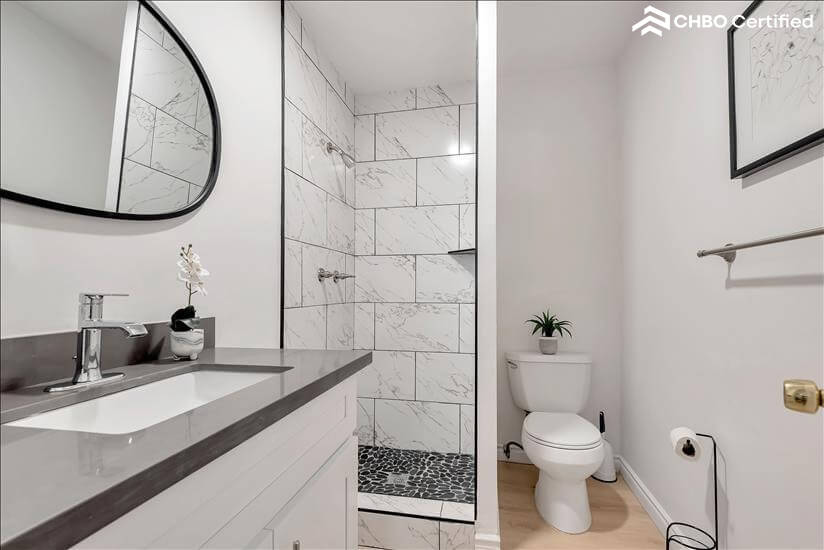 Vanellie Home - Monrovia