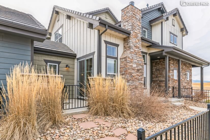 Stay at a Luxury Townhouse Near TPC Golf in Berthoud