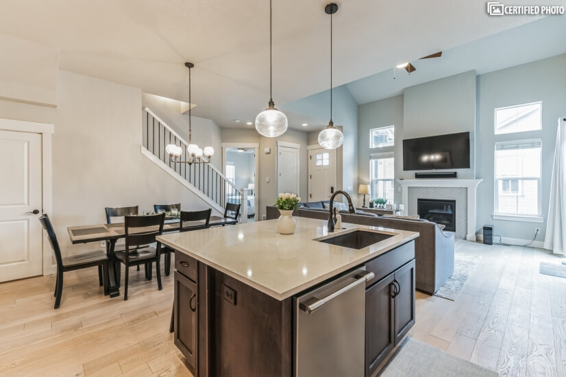 Stay at a Luxury Townhouse Near TPC Golf in Berthoud