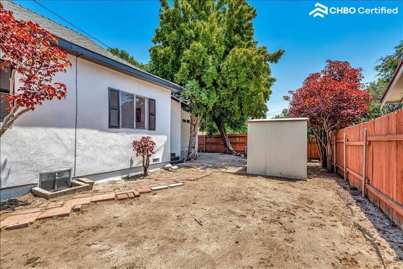 Vanellie Home - Monrovia