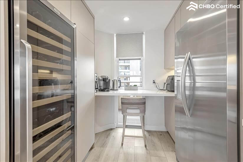 2BR Condo in Marina Del Rey