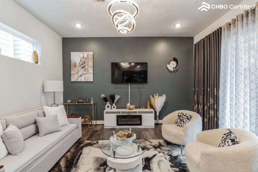 Common Area with Sofa Bed