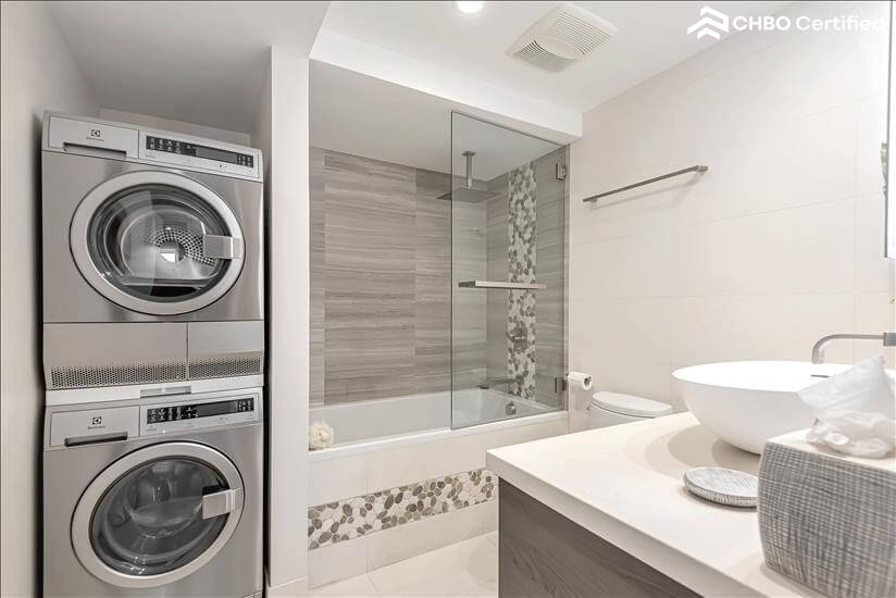 2BR Condo in Marina Del Rey