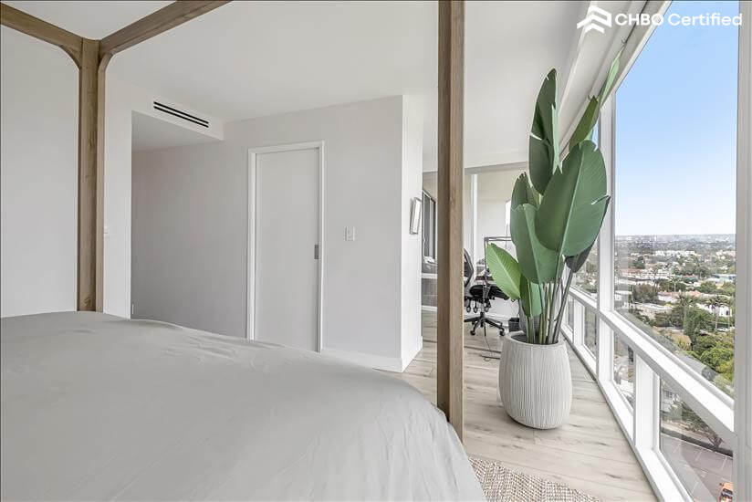 2BR Condo in Marina Del Rey