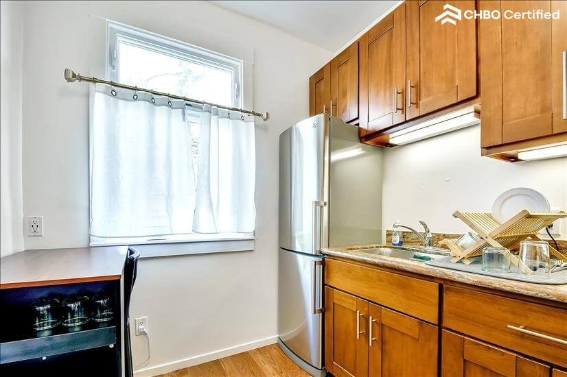 Bright Sunny Warm Studio Welcomes You