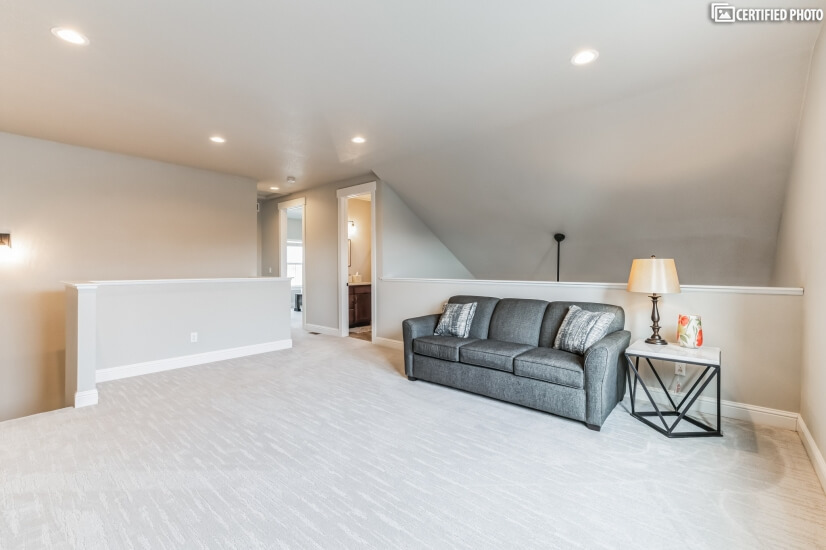 Stay at a Luxury Townhouse Near TPC Golf in Berthoud