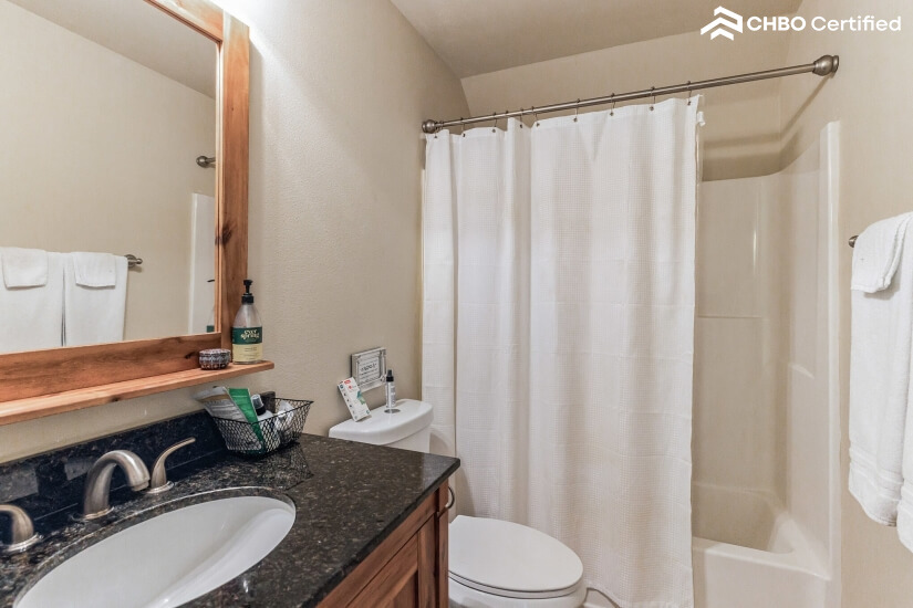 Peaceful Hill Country Furnished Home