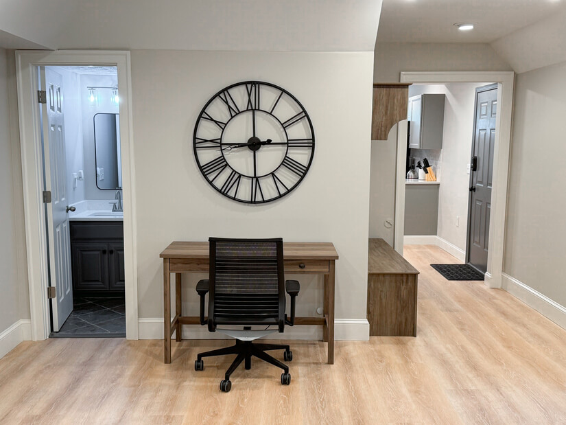 Modern King Size Apt, Central Location