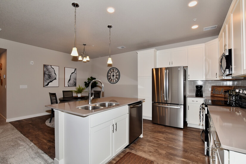 Perfect sized kitchen with all NEW appliances