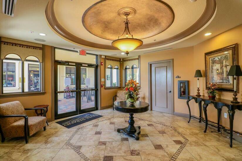 club house and restaurat