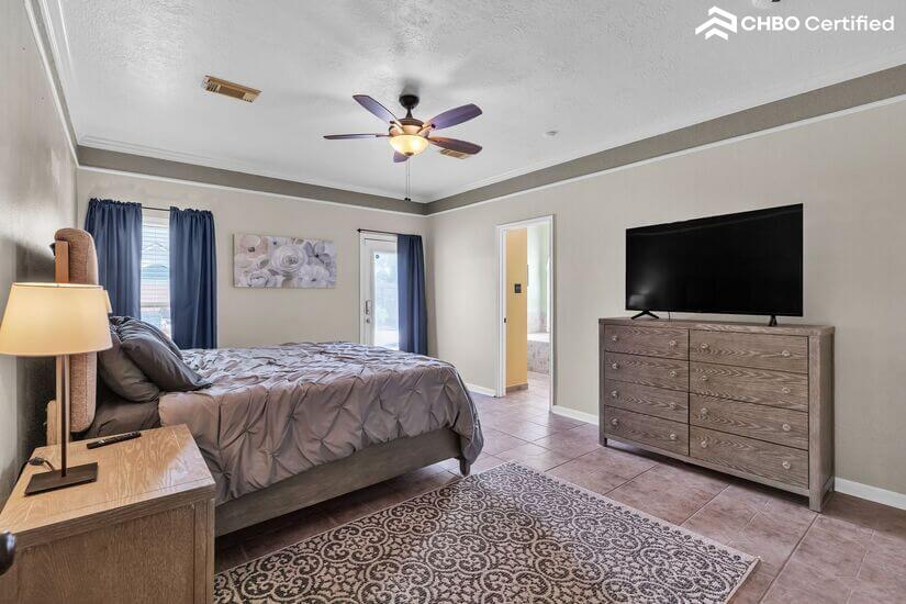 Modern Spacious 4 BDR Paradise Home