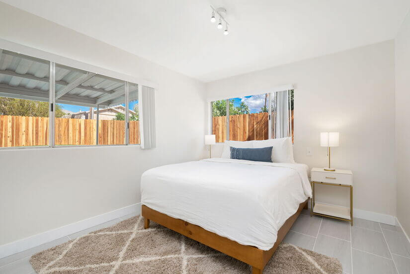 Bedroom 3 with Queen