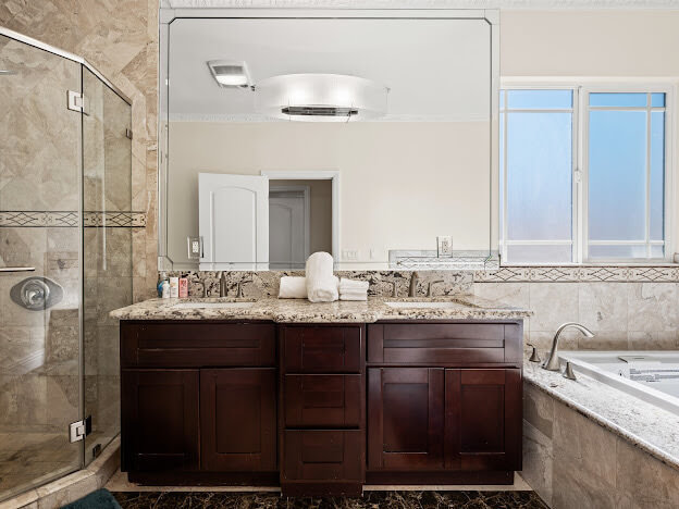 Luxury 4BR Home in Monterey Park 