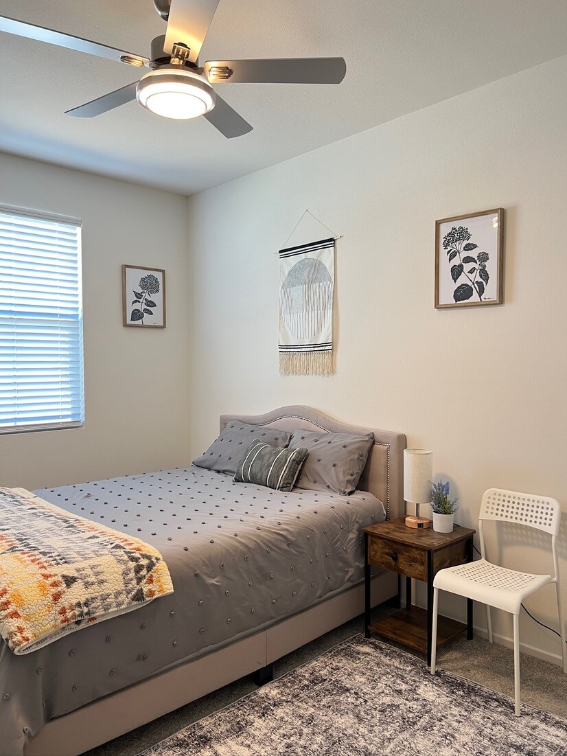 Spacious Furnished in Heart Victorville