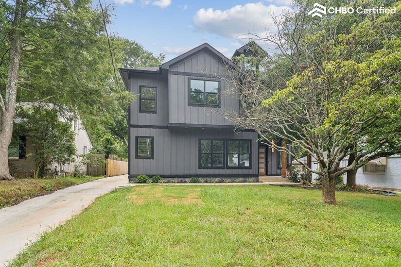 Beautiful New Farmhouse Modern Home 